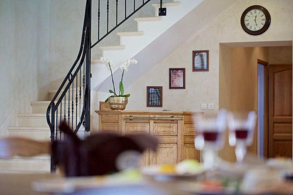 Bed and Breakfast La Grange De Boulaines Meru Экстерьер фото